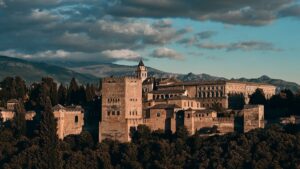 cosa vedere 6 giorni in Andalusia in tempi di Covid: Granada e il suo monumento simbolo, l'Alhambra