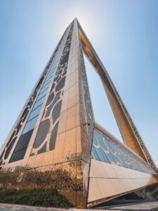 Dubai Frame, la grande cornice a Dubai, è davvero sensazionale visto da vicino