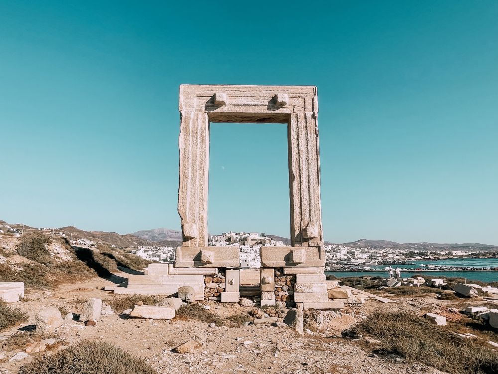 la Portara è la prima cosa che vedrete al vostro arrivo sull'isola di Naxos
