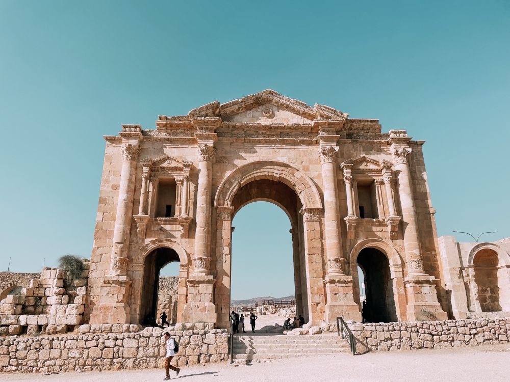 Arco di Adriano a Jerash in Giordania