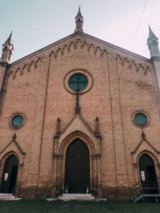 la Chiesa Parrocchiale a Castelvetro di Modena