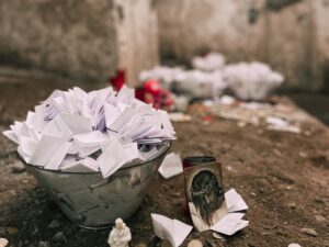 ex voto e preghiere in Chiesa di Santa Luciella a Napoli