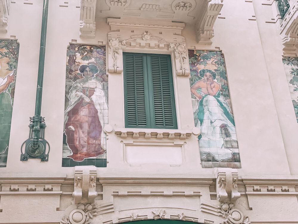 facciata di Casa Galimberti in perfetto stile liberty a Milano