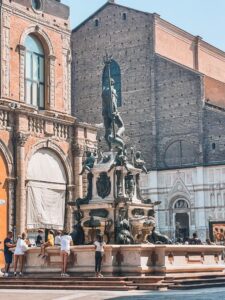 l'erezione del Nettuno a Bologna