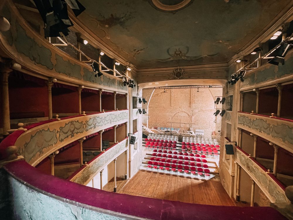 interni Teatro di Gualtieri