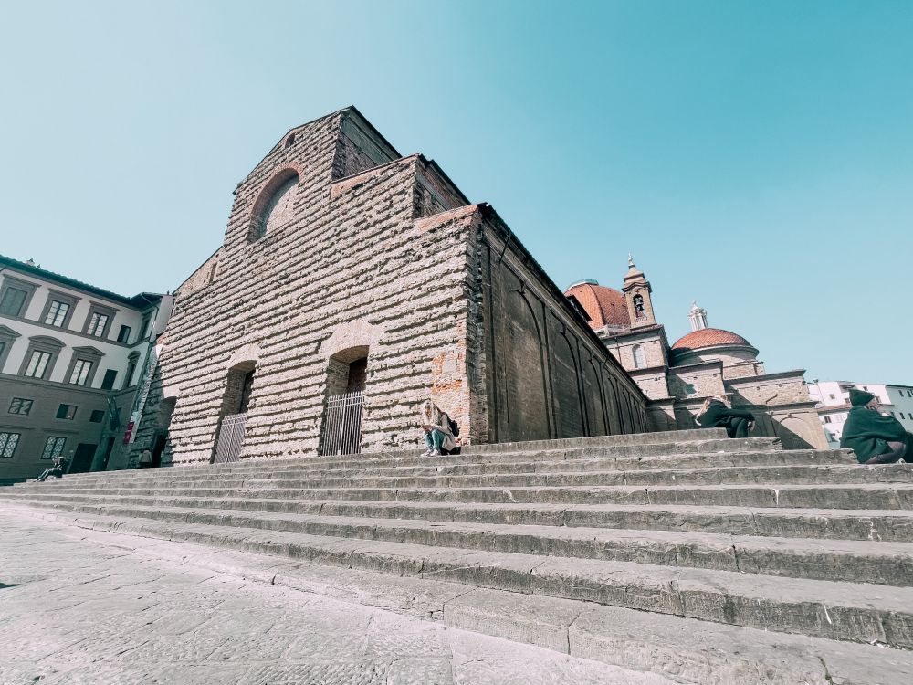Basilica di San Lorenzo nell'omonima piazza a Firenze