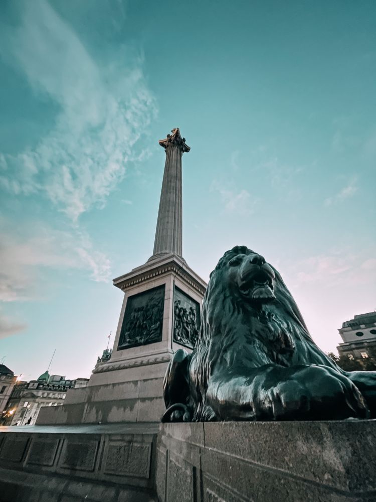 Trafalgar Square e la statua di Nelson a Londra
