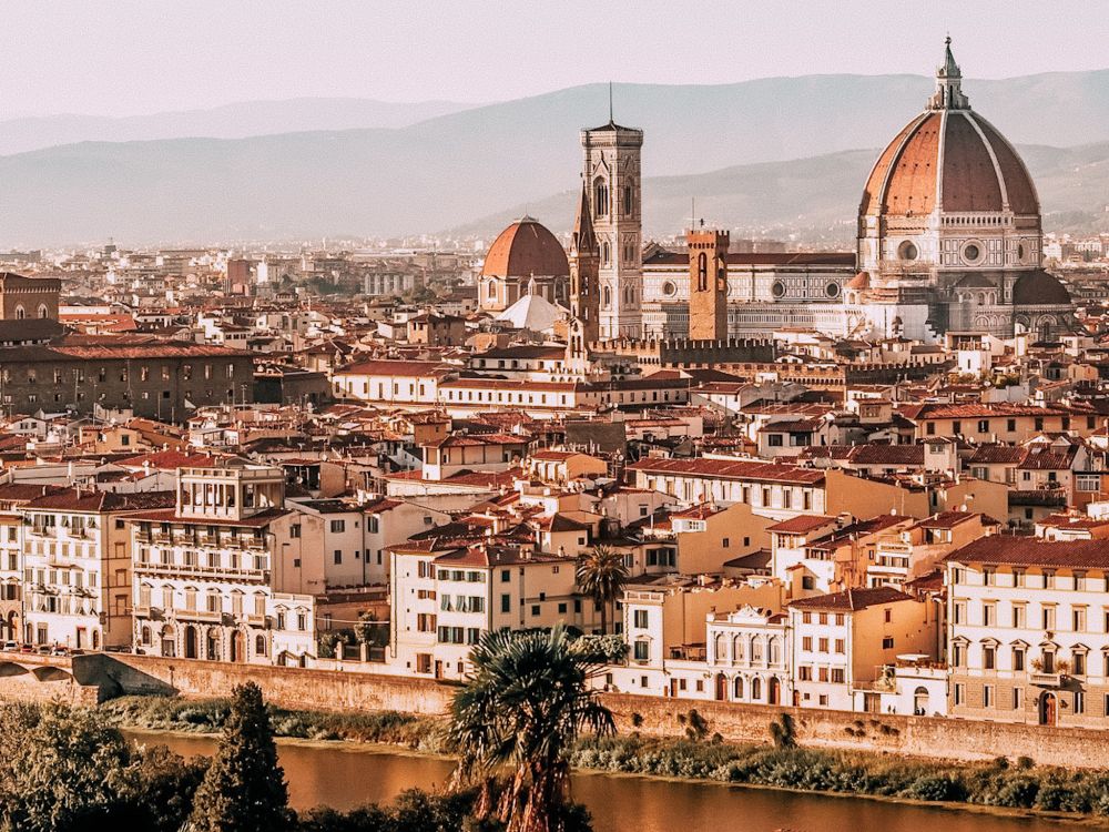 una veduta su Firenze