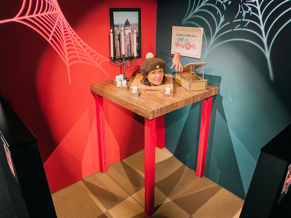 Testa Mozzata è l'attrazione più divertente del Museo delle Illusioni di Edimburgo