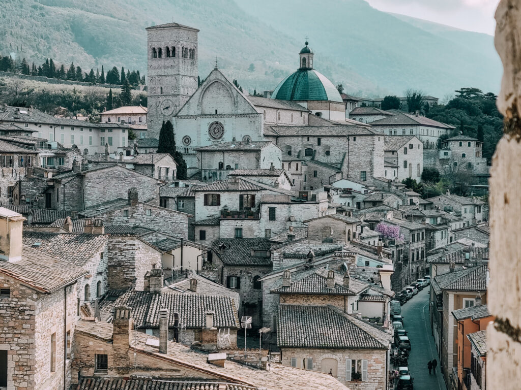 Assisi vista dall'alto