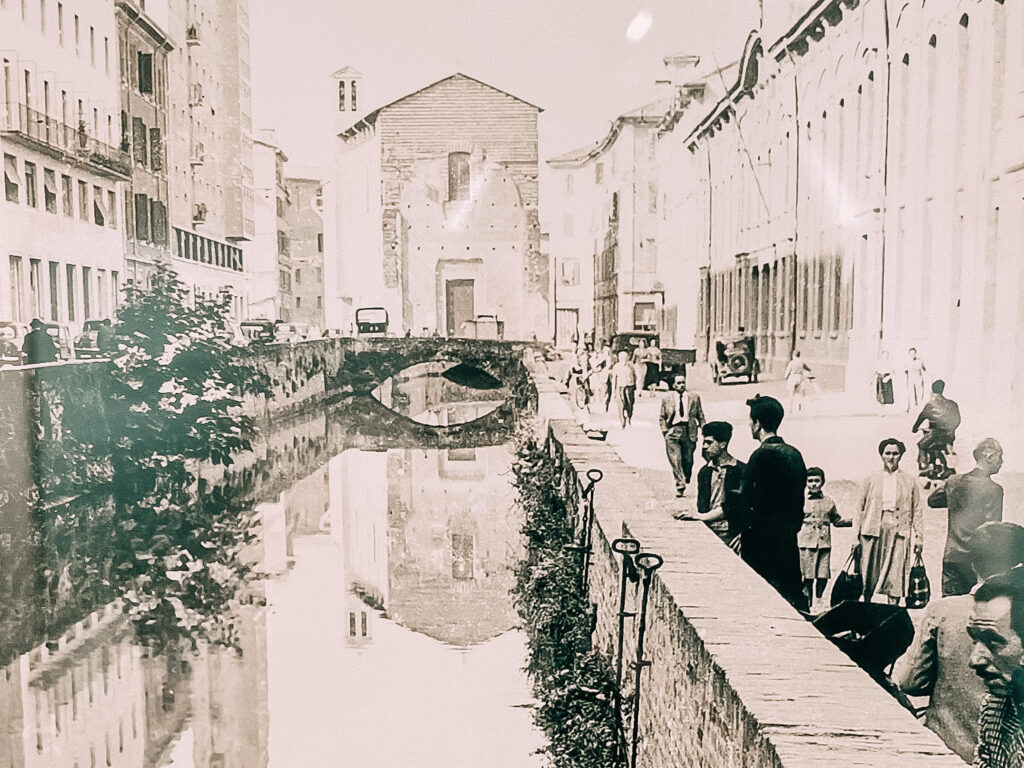 un tratto degli antichi canali di Bologna