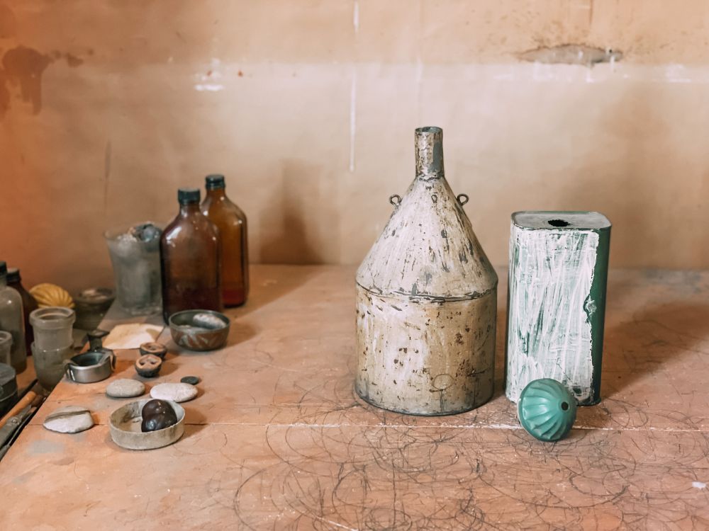 alcuni oggetti adoperati da Giorgio Morandi per le sue nature morte