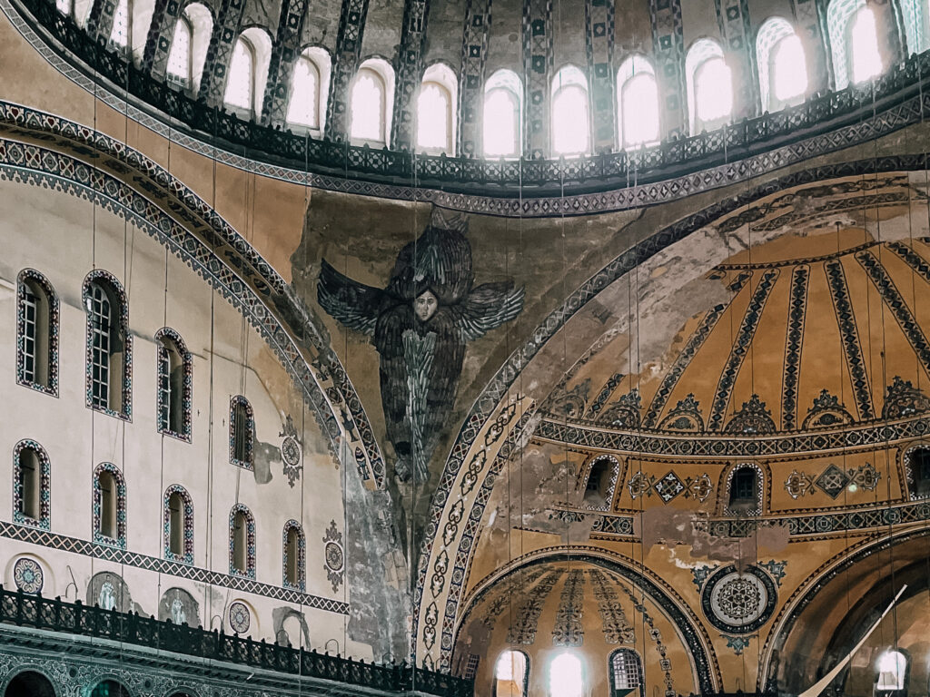 serafino all'interno di Santa Sofia a Istanbul