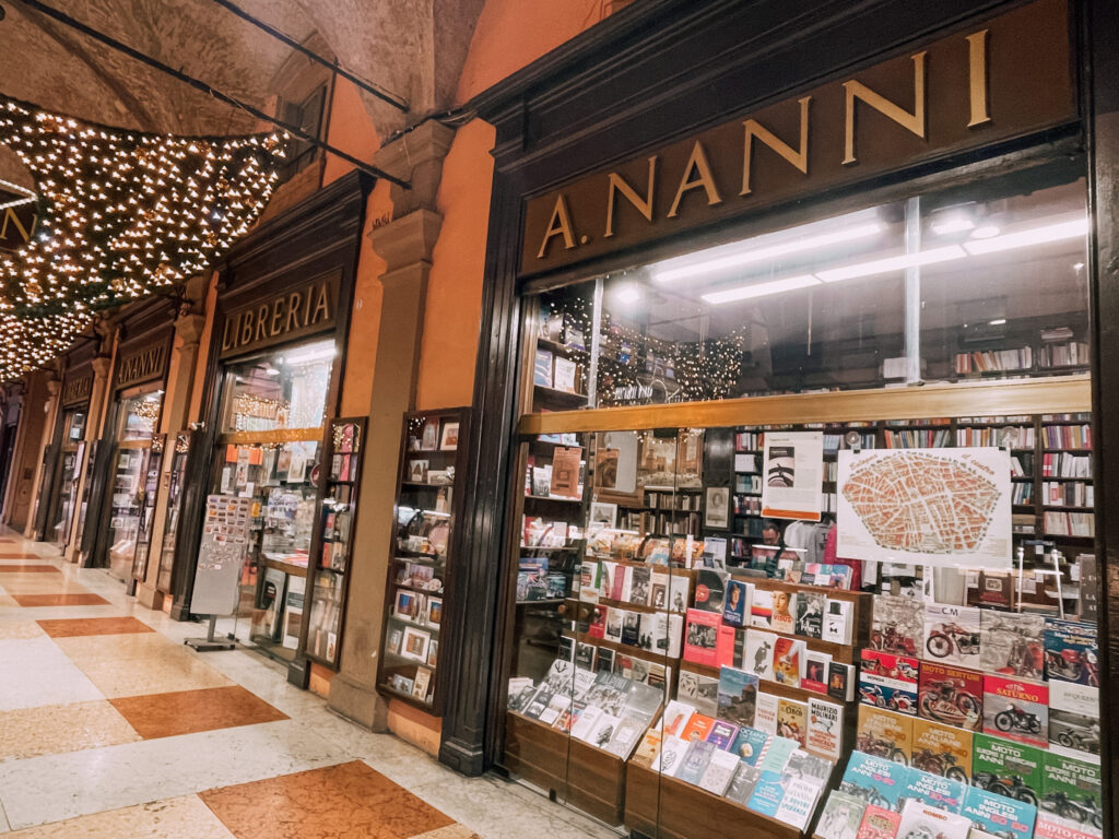 Nanni storiche librerie di Bologna